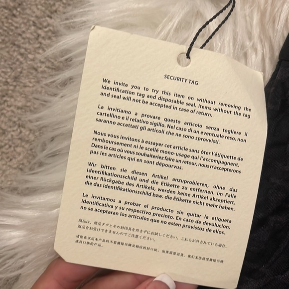 Black fendi two piece - Picture 5 of 10